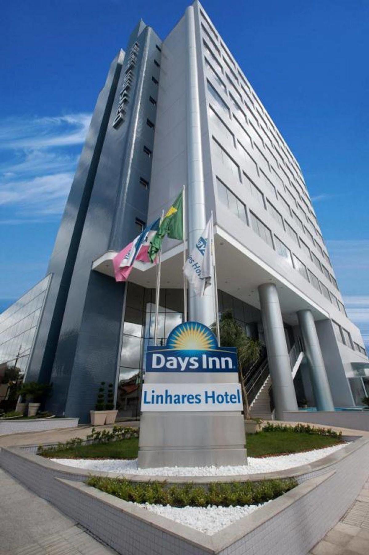 Days Inn By Wyndham Linhares Buitenkant foto